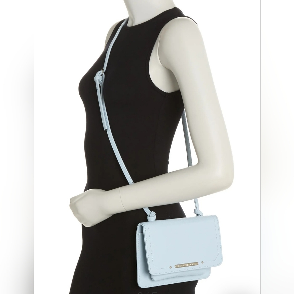 NWT STEVE MADDEN Bangie Wallet On A String